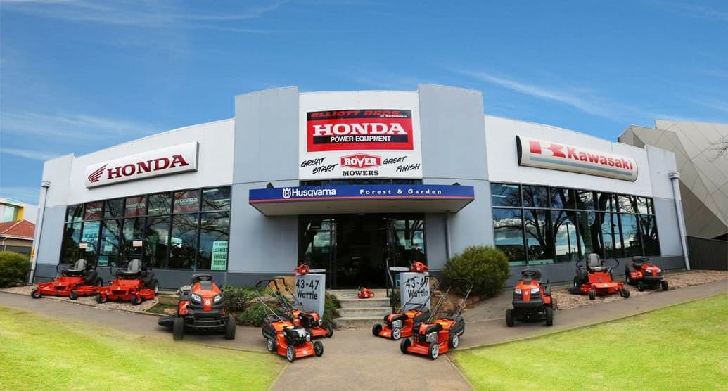 Elliot Brothers Store